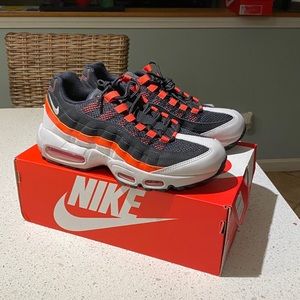 Nike Air Max 95 orange/gray